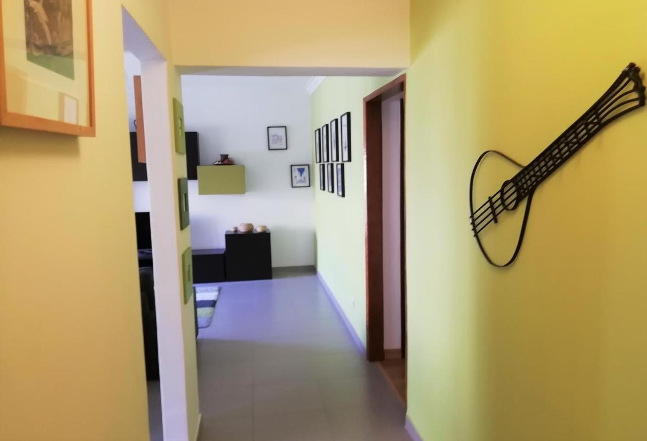 Large Apartment Near The Beach And Lisbon Costa da Caparica Bagian luar foto